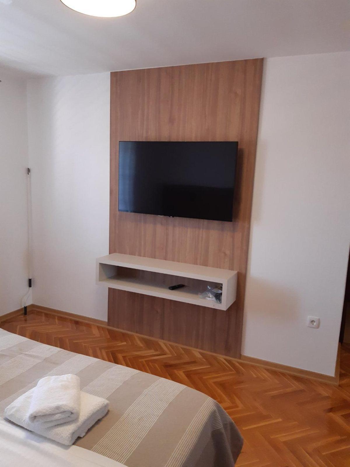 Apartments Mare Malinska Exterior photo